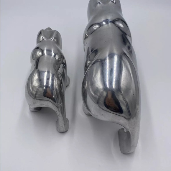 Polar Bear Figurines Chrome Metal Mama Baby Bear Holiday Winter Decor Set of 2 - Picture 7 of 11